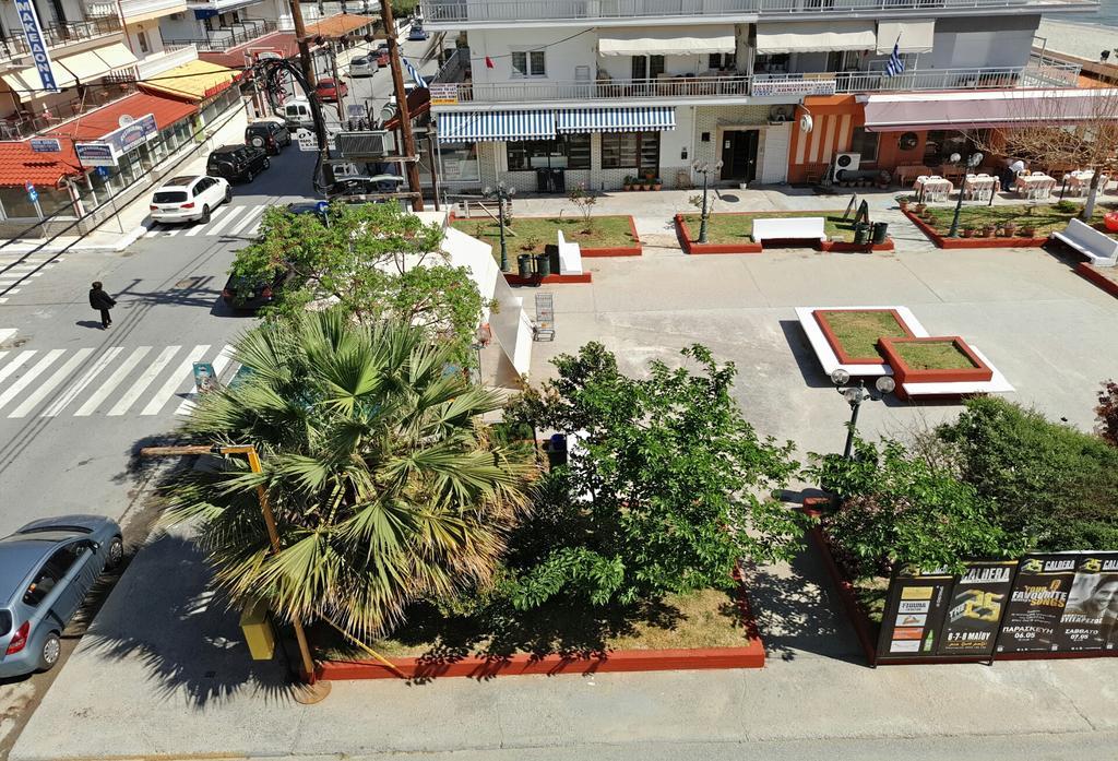 Studio Just On The Beach Paralía Exterior foto